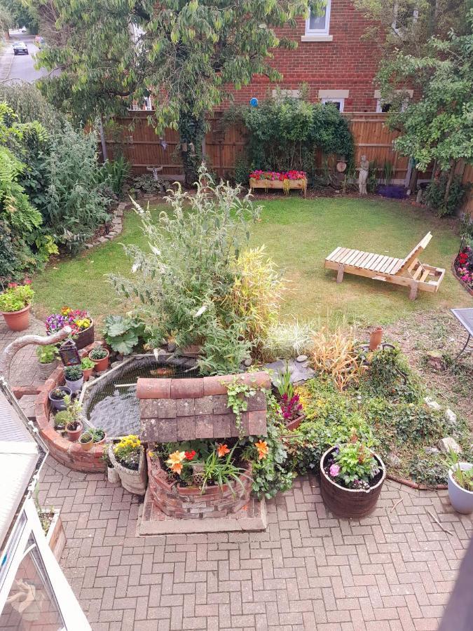 Sadlers Guest House Wokingham Dış mekan fotoğraf